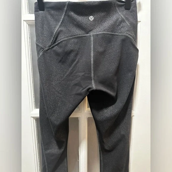 Lululemon Train Times 7/8 Pan: Luminosity Foil Print Black Silver / Black - Picture 11 of 11